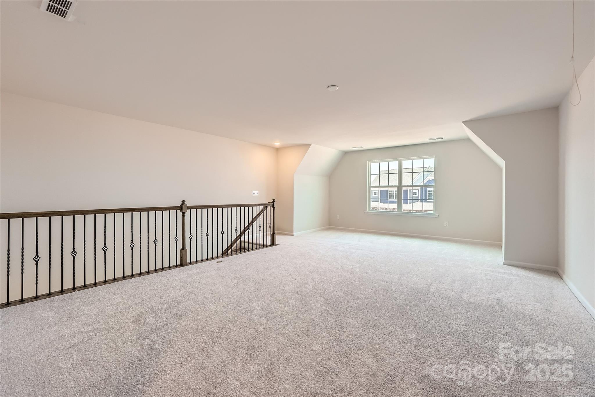 Elizabeth - Residential