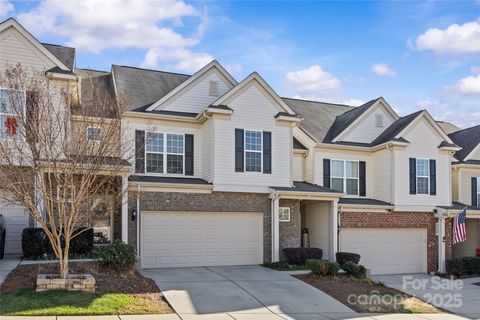 4755 Mount Royal Lane Charlotte NC 28210