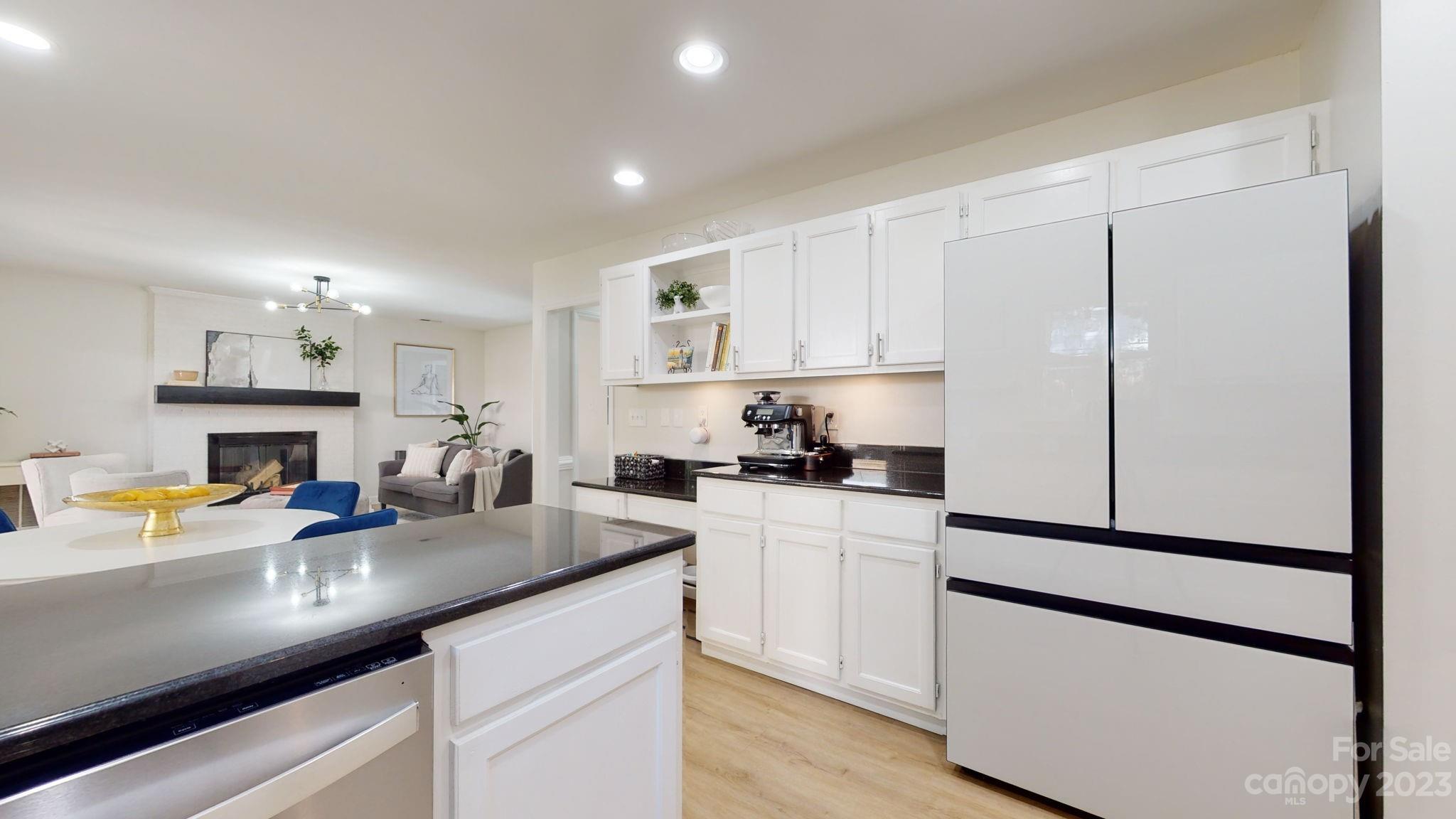 Brownes Ferry - Residential