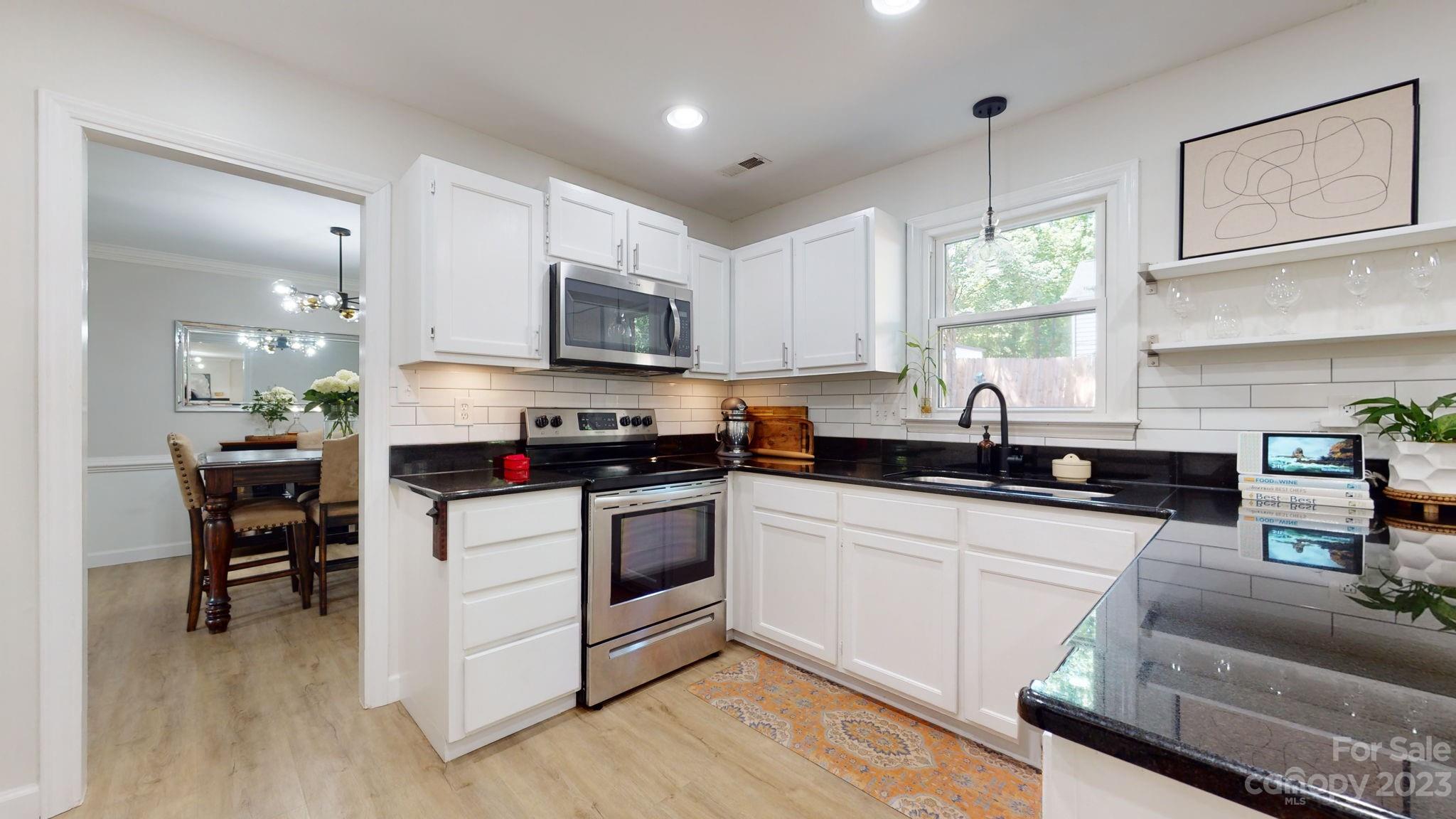 Brownes Ferry - Residential