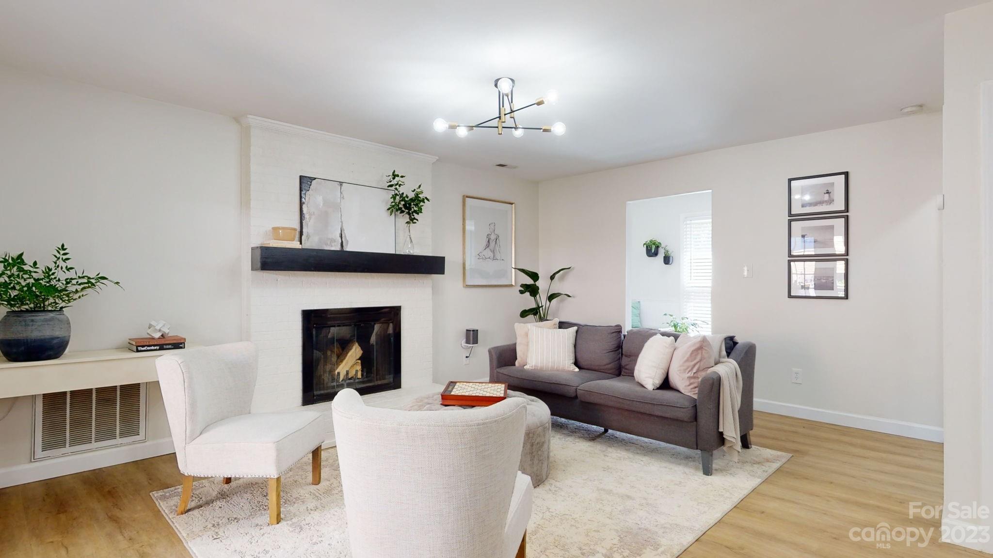 Brownes Ferry - Residential