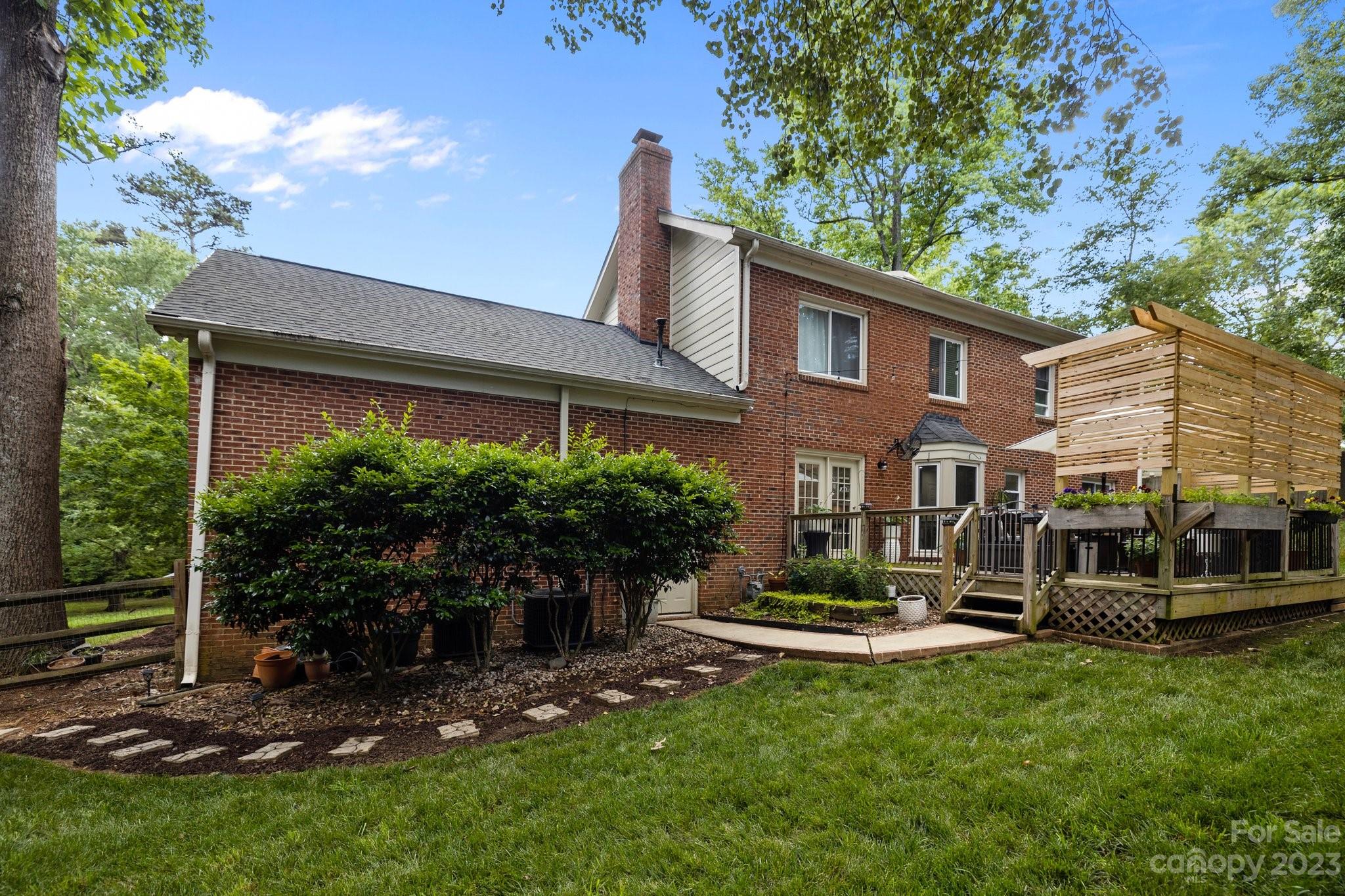 Brownes Ferry - Residential