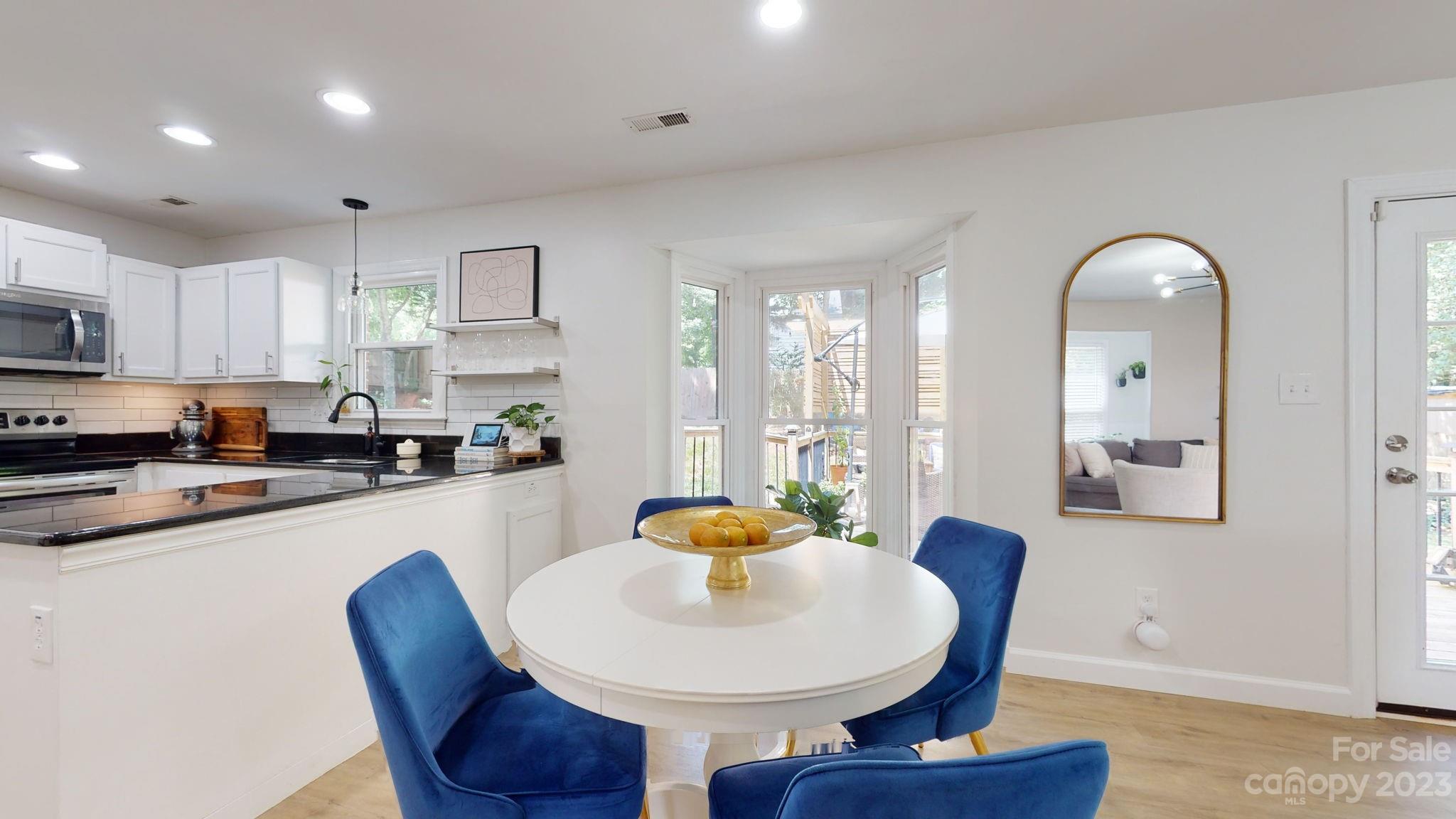 Brownes Ferry - Residential