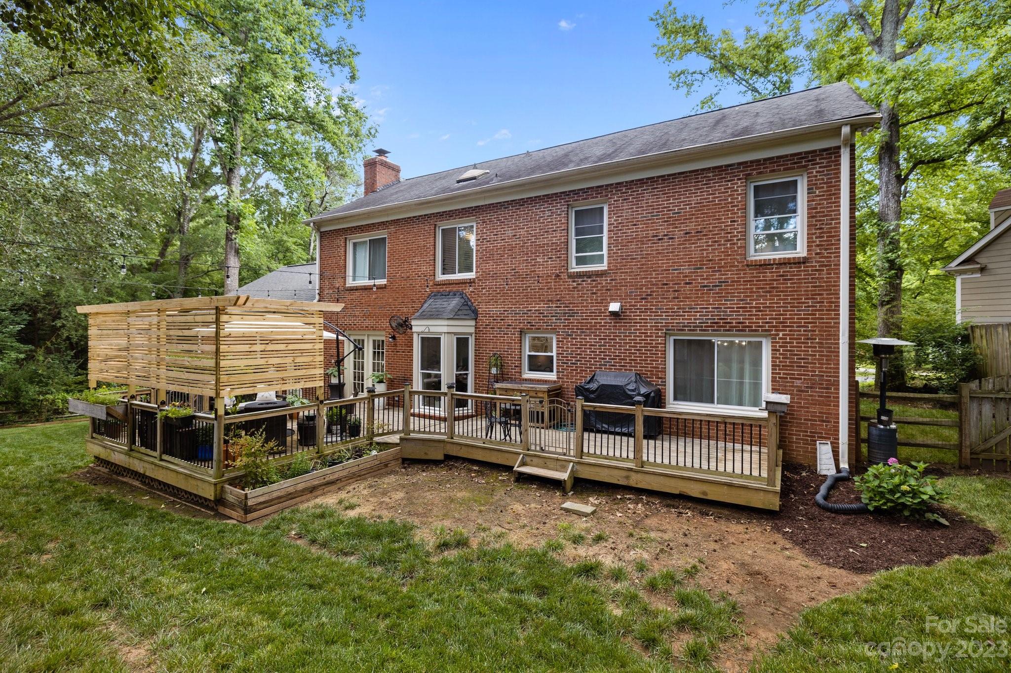 Brownes Ferry - Residential