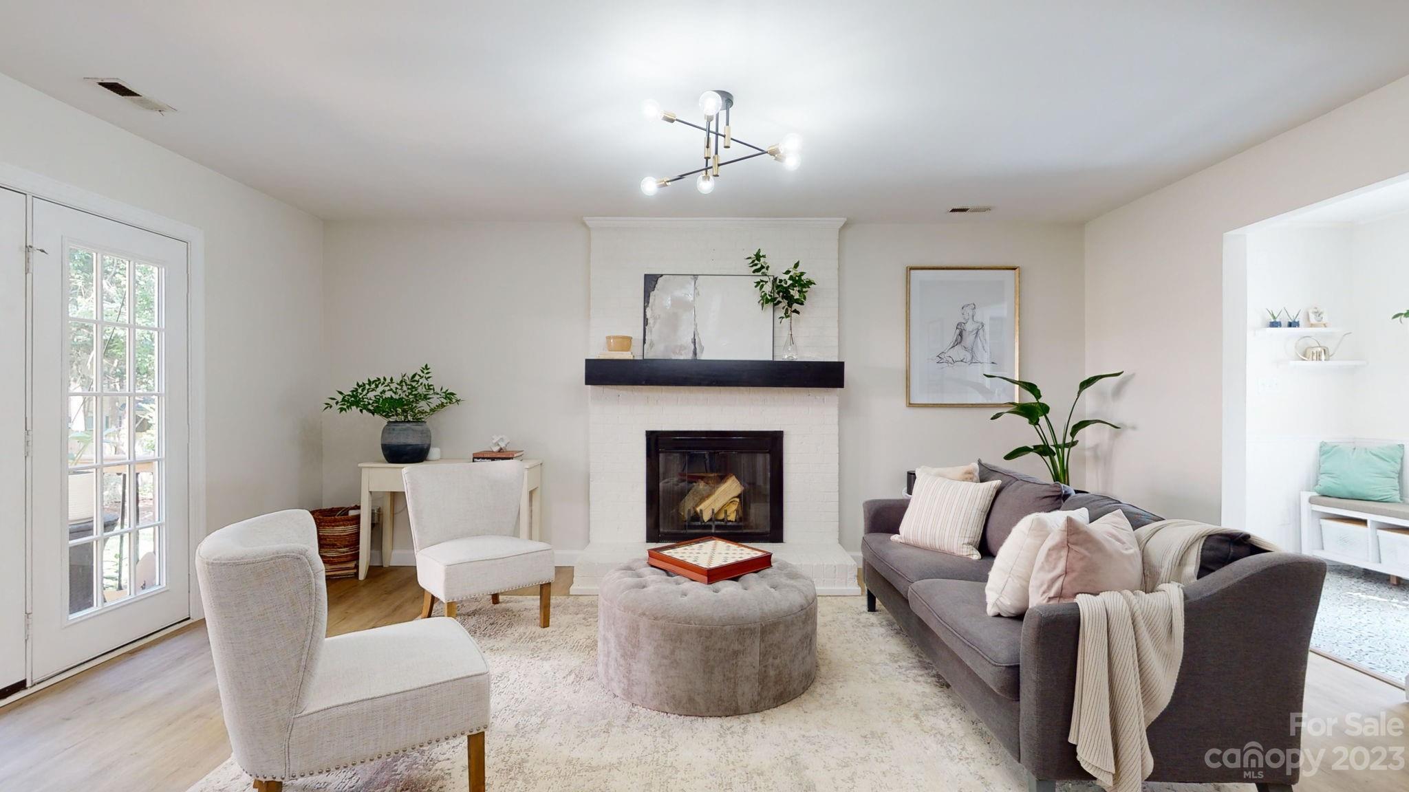 Brownes Ferry - Residential