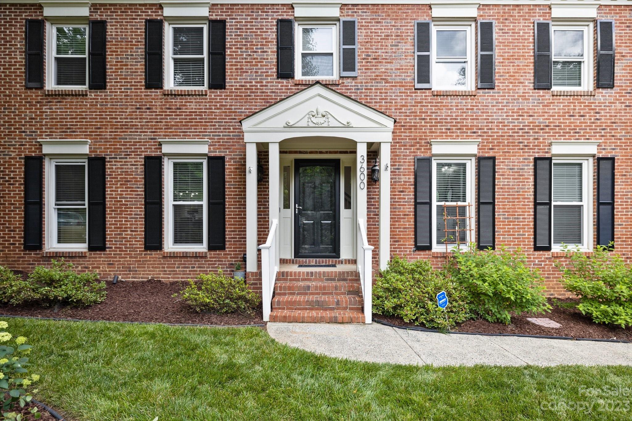 Brownes Ferry - Residential