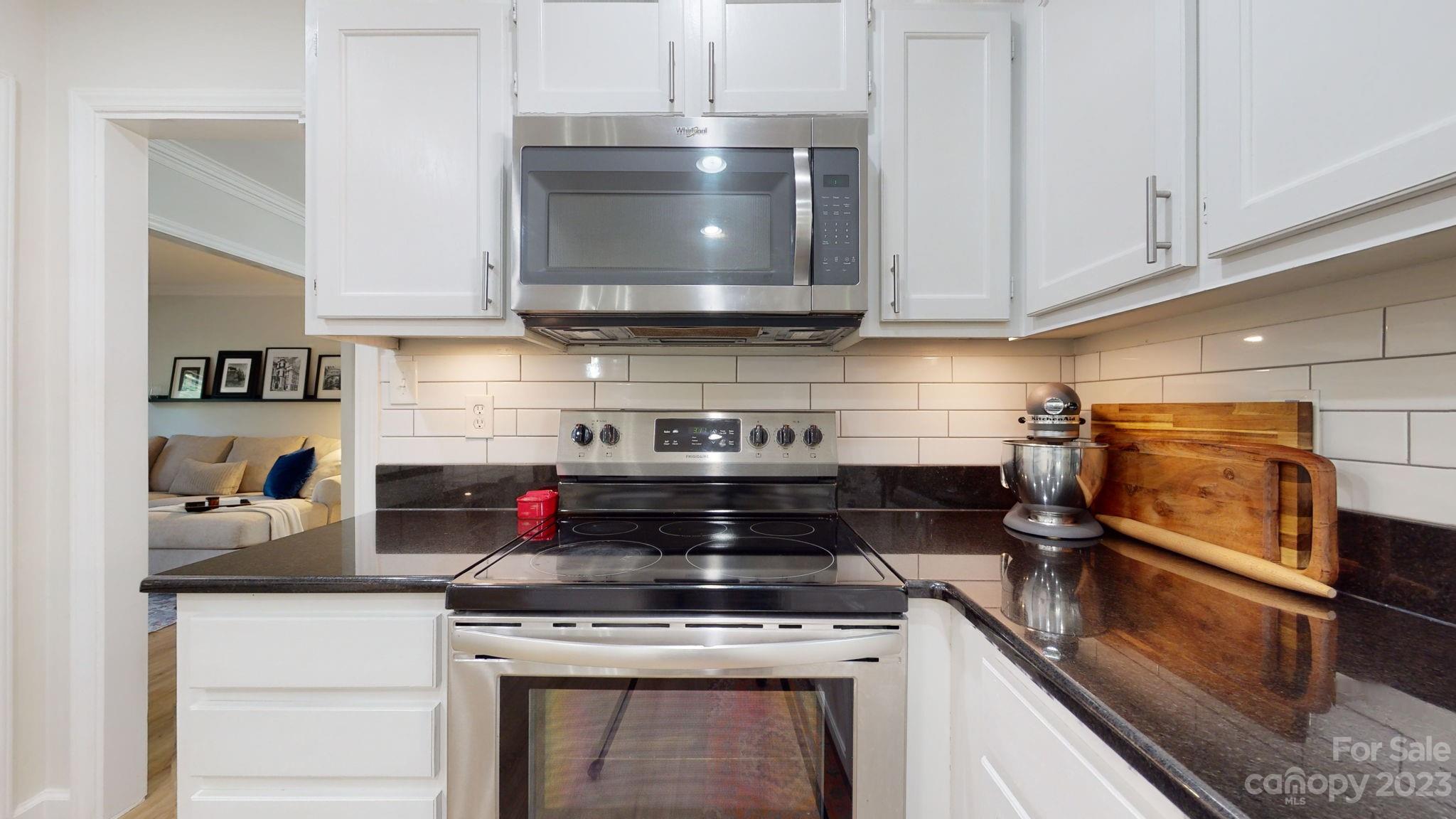 Brownes Ferry - Residential