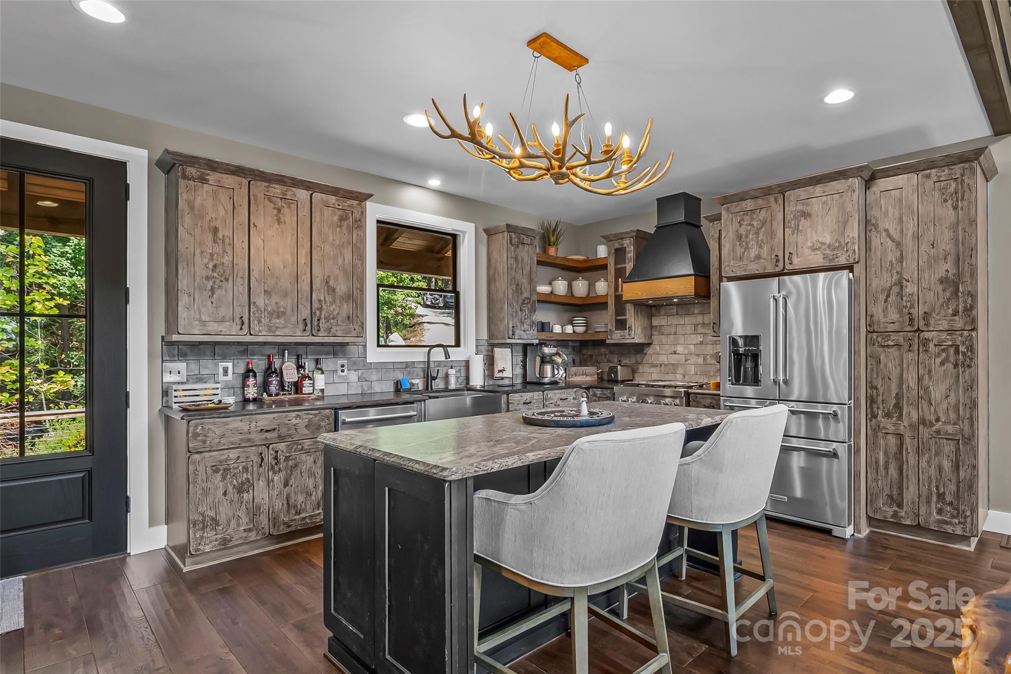 Bear Cliff - Residential