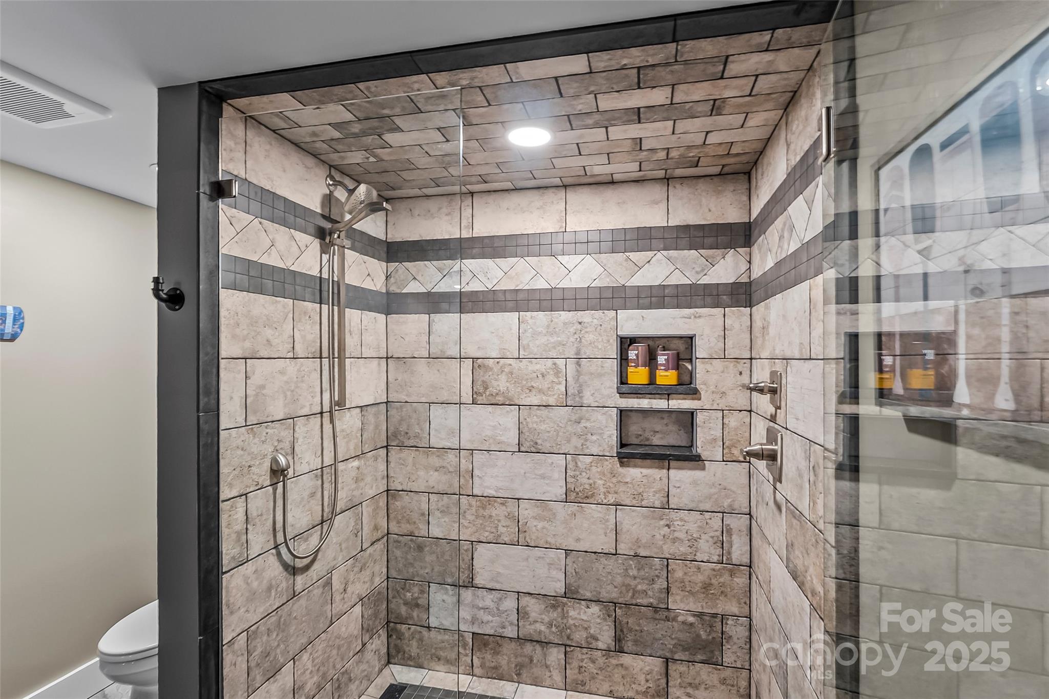 Bear Cliff - Residential