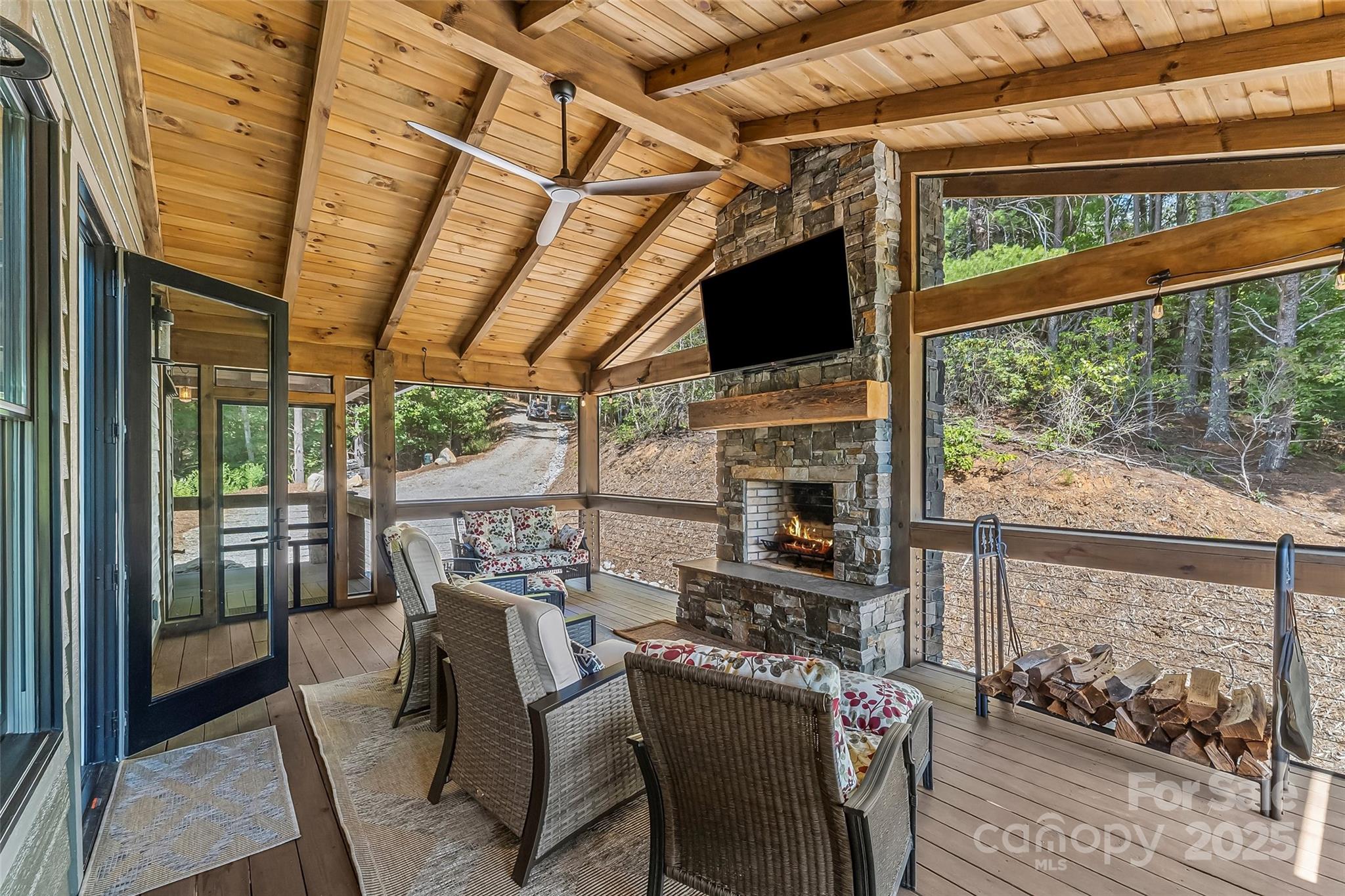 Bear Cliff - Residential