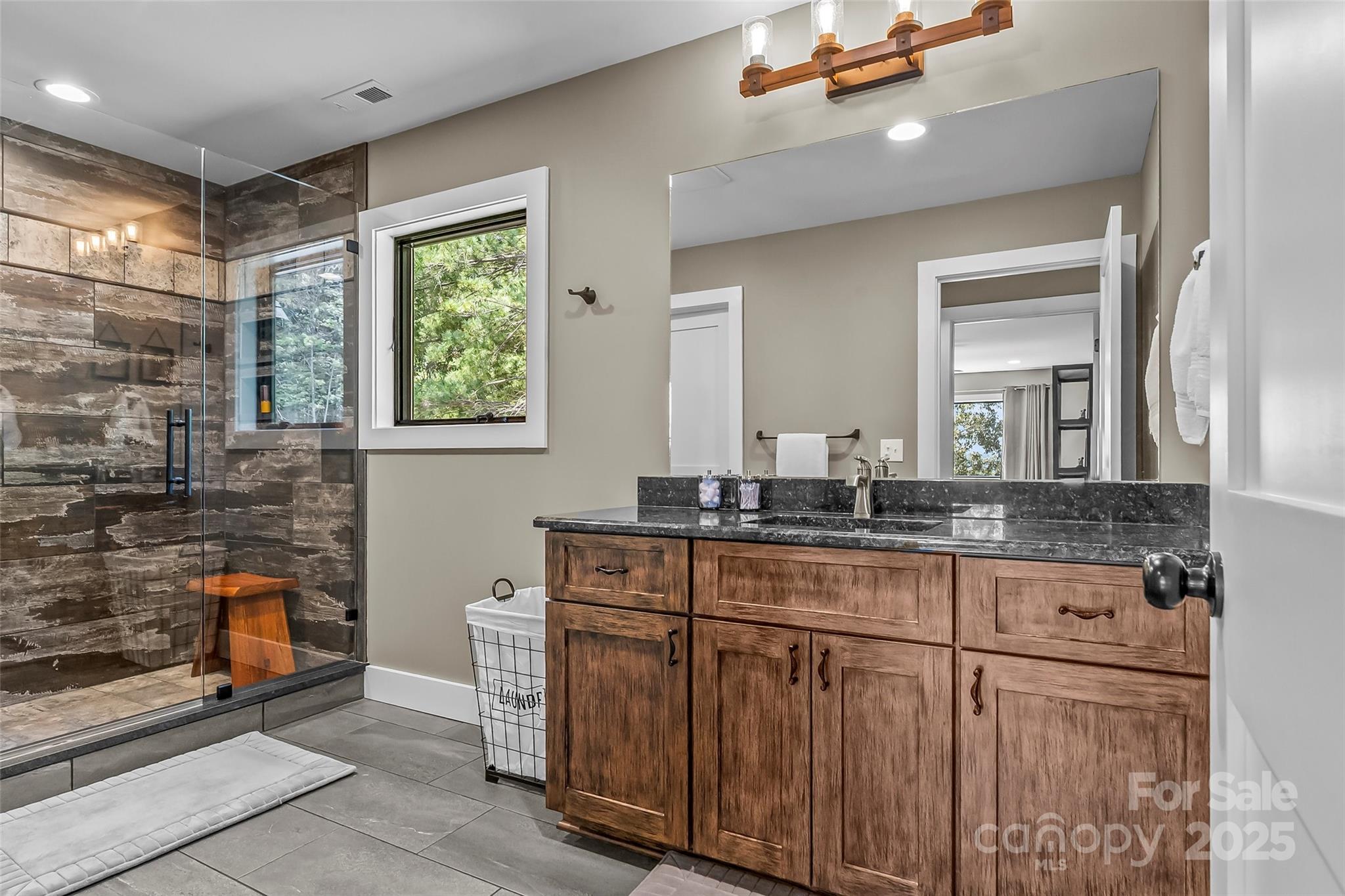 Bear Cliff - Residential