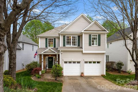 Photo of 2112 Sablewood Drive, Charlotte, NC 28205 (MLS # 4365820)