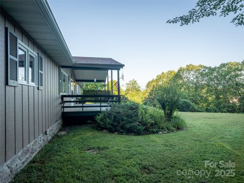 A home in Pisgah Forest