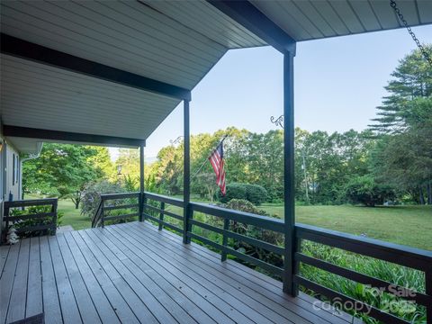 A home in Pisgah Forest