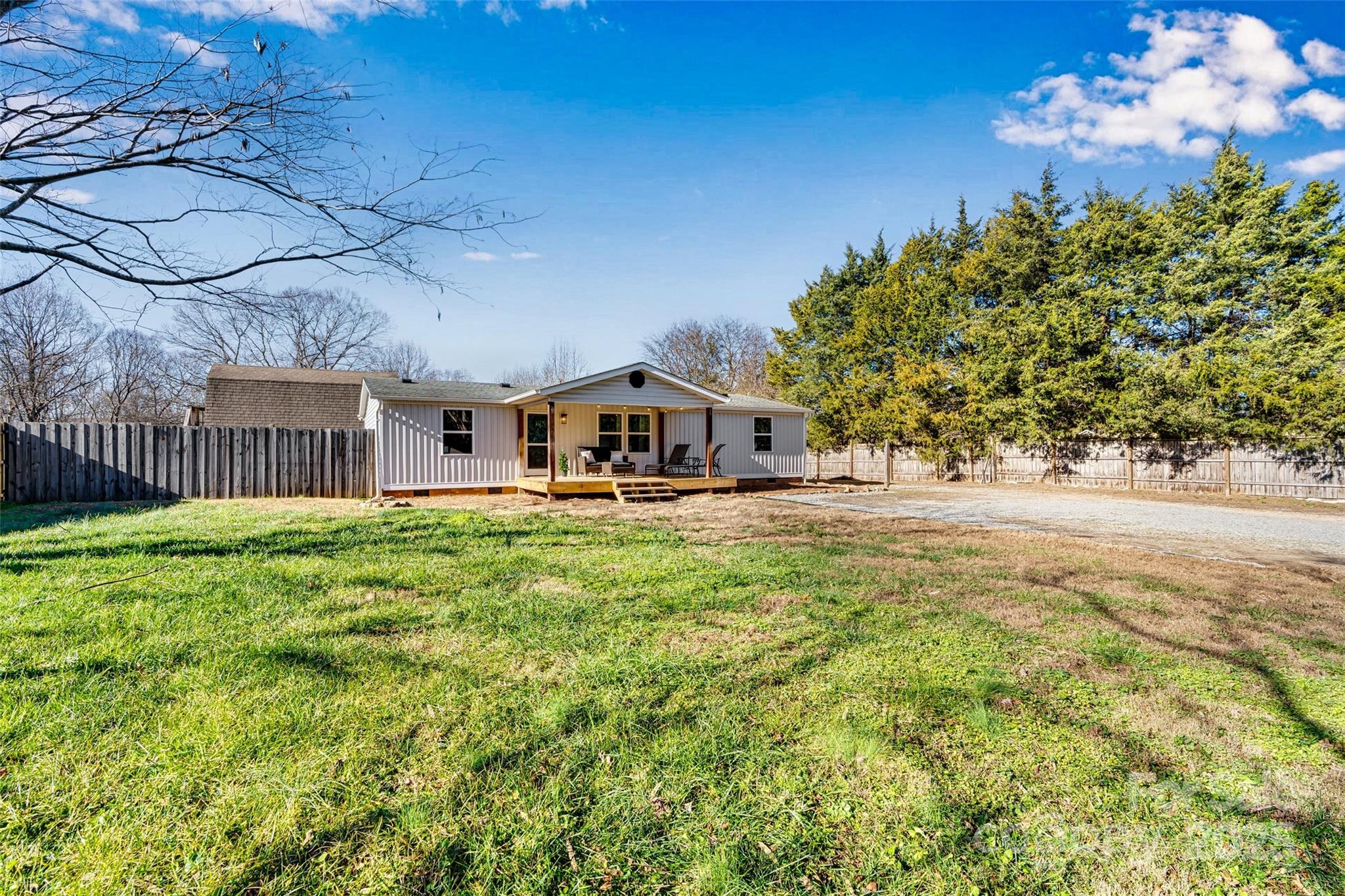 4881 Grassy Creek Road