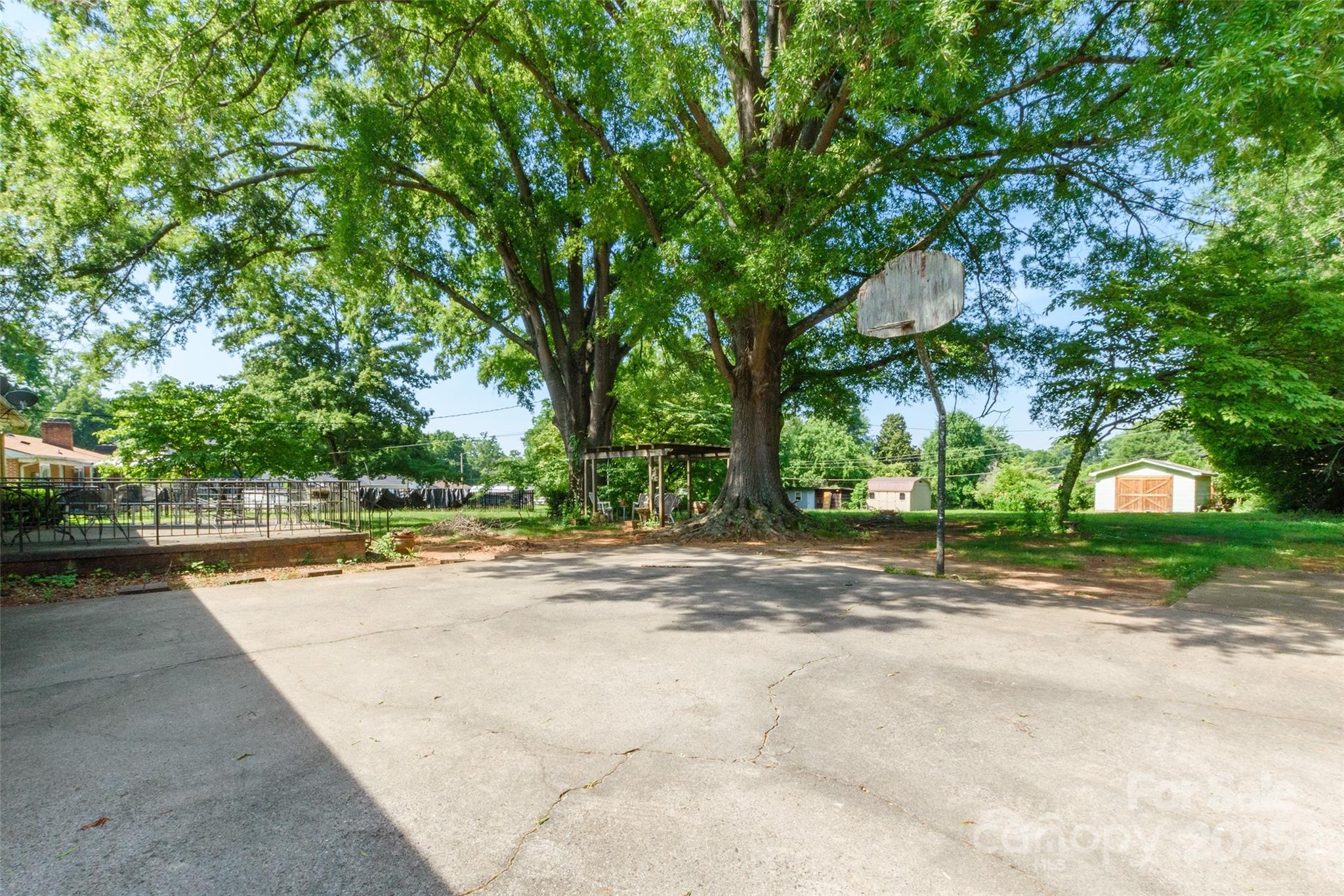 Hillcrest - Residential