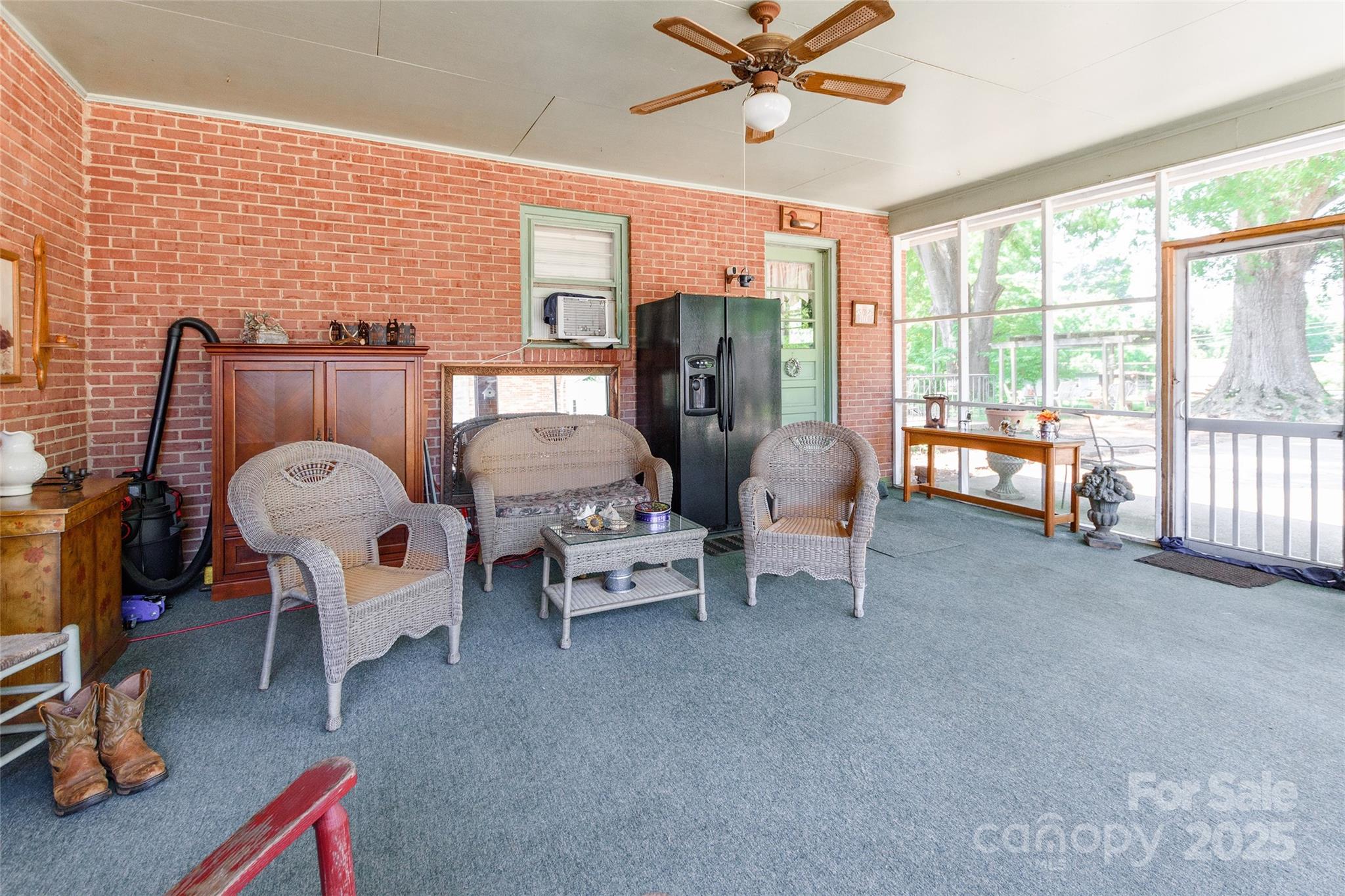 Hillcrest - Residential