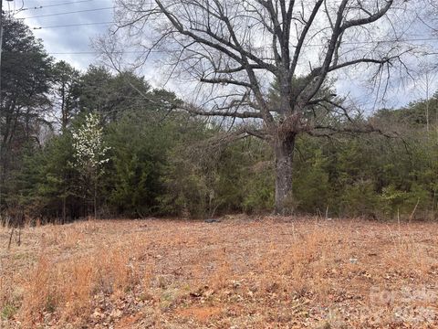 Photo of 1028 22nd Street SE, Hickory, NC 28602 (MLS # 4356701)