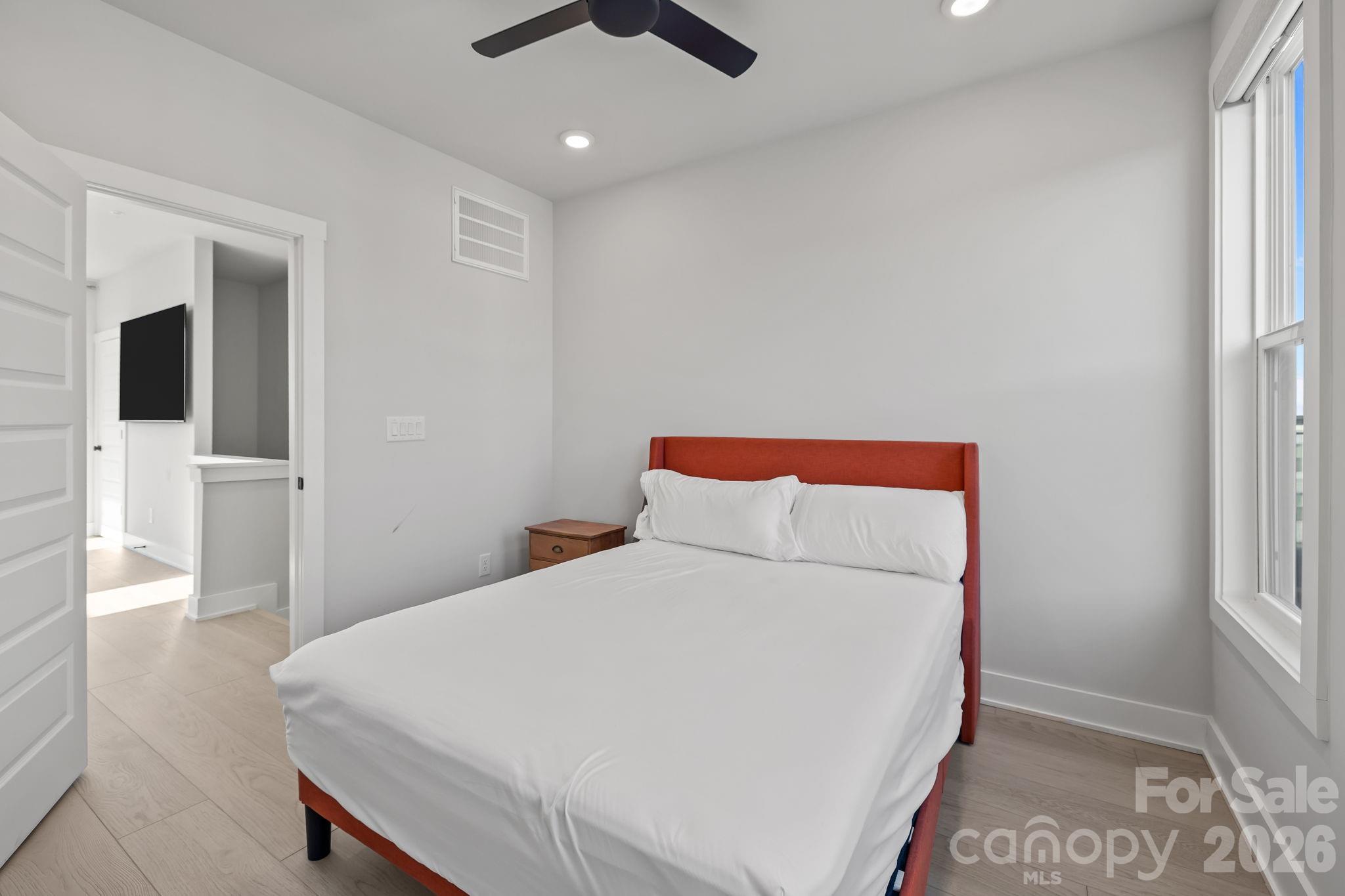 Tremont Station - Residential