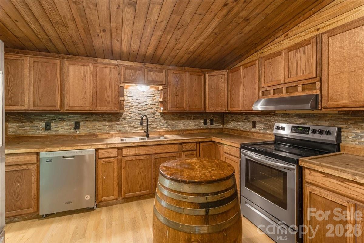 1050 Wyatt Town Road