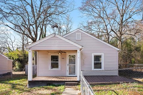 409 S Maple Street Dallas NC 28034