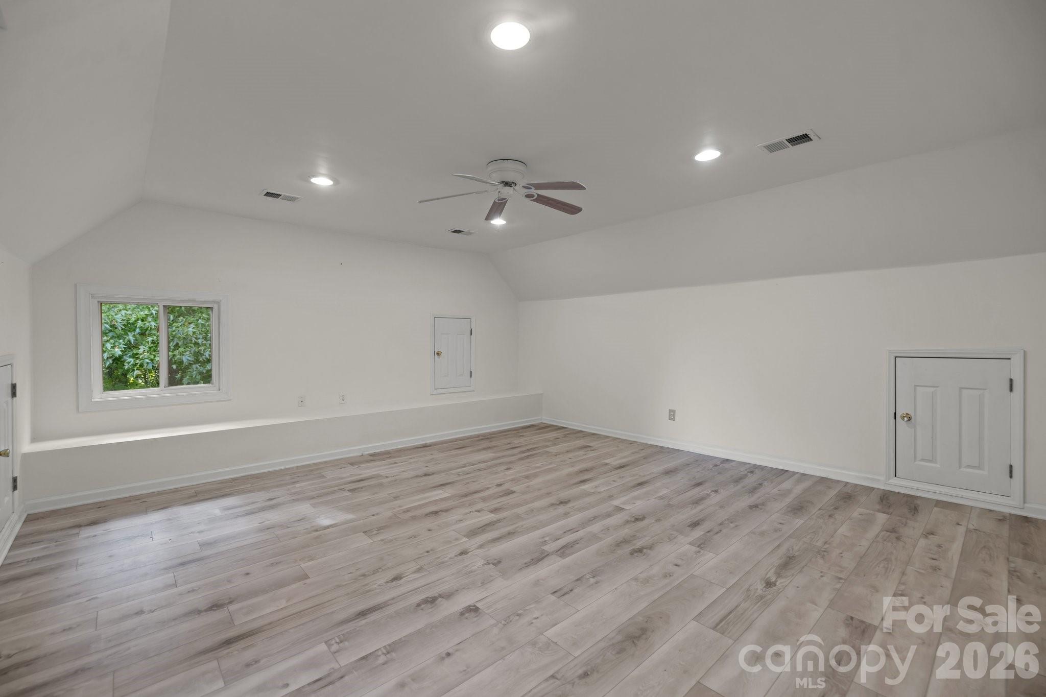 Laodicea - Residential