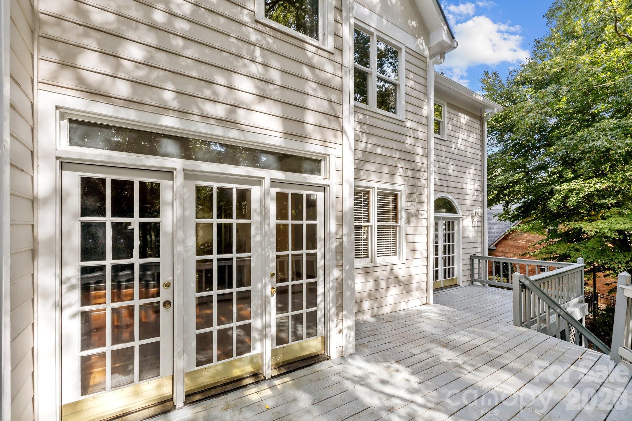 Laodicea - Residential