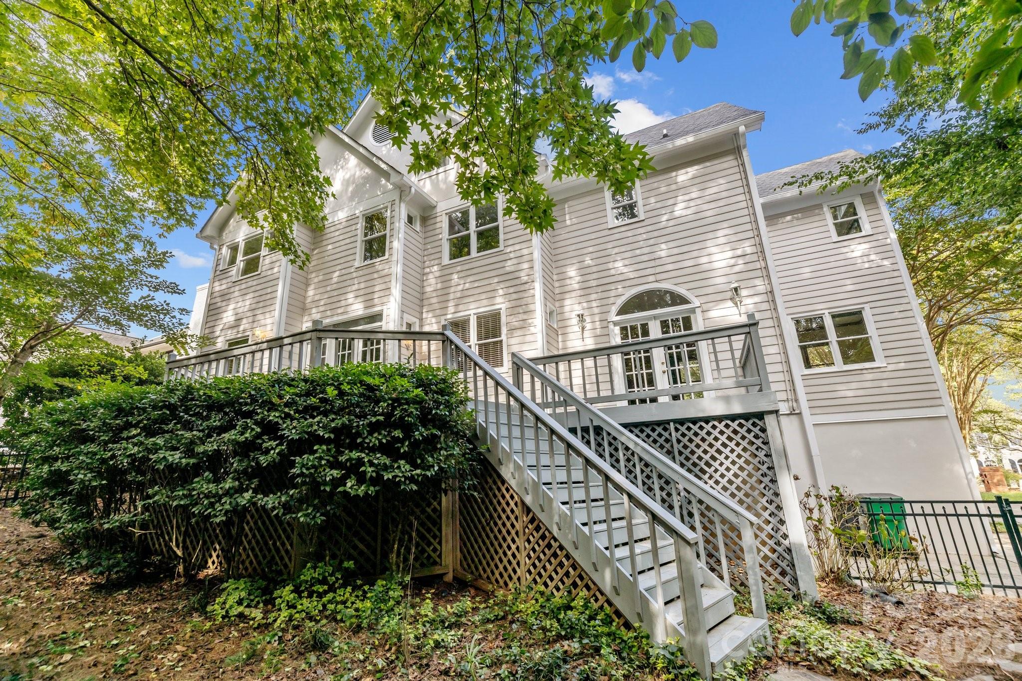 Laodicea - Residential