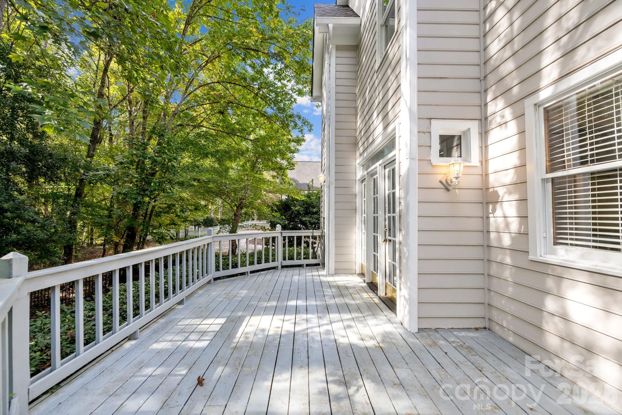 Laodicea - Residential