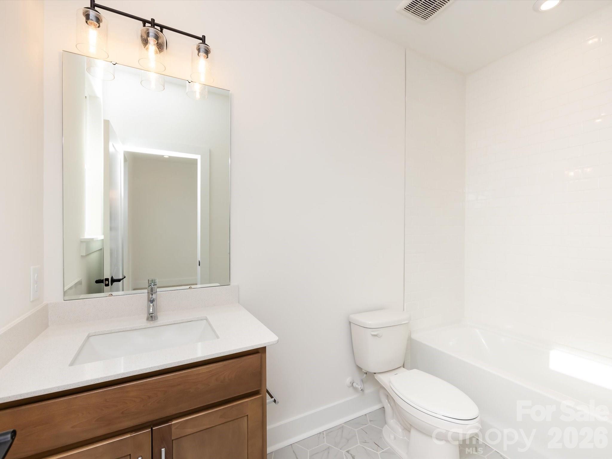 Context at Oakhurst - Residential