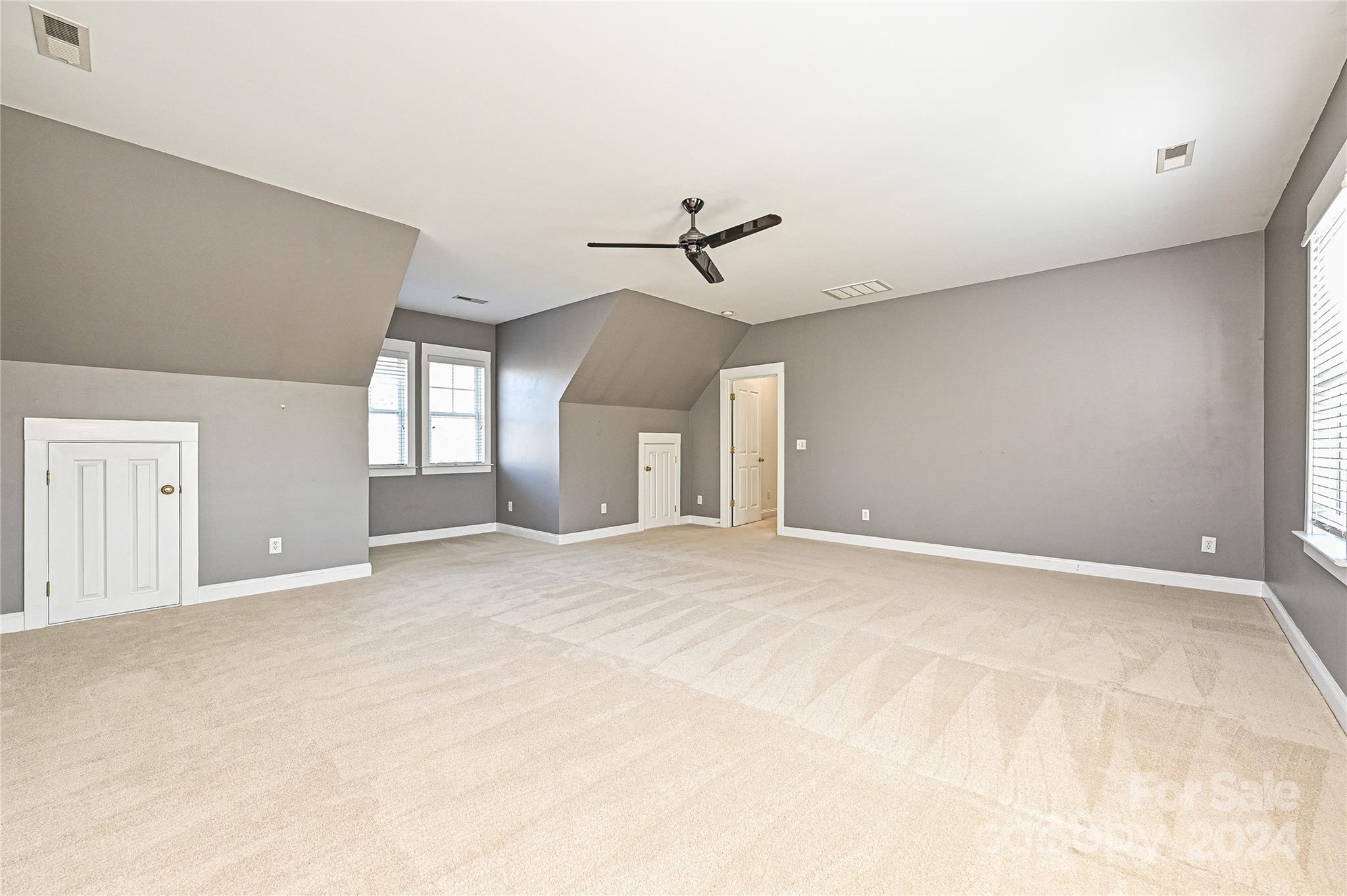 Lake Shore - Residential