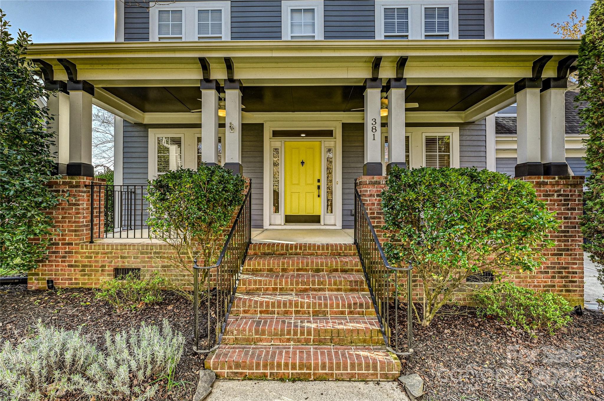 Lake Shore - Residential