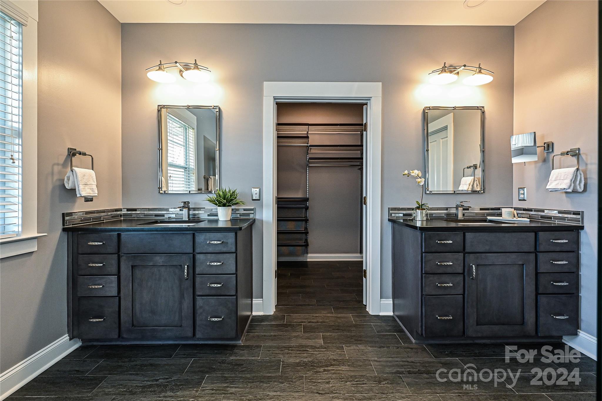 Lake Shore - Residential