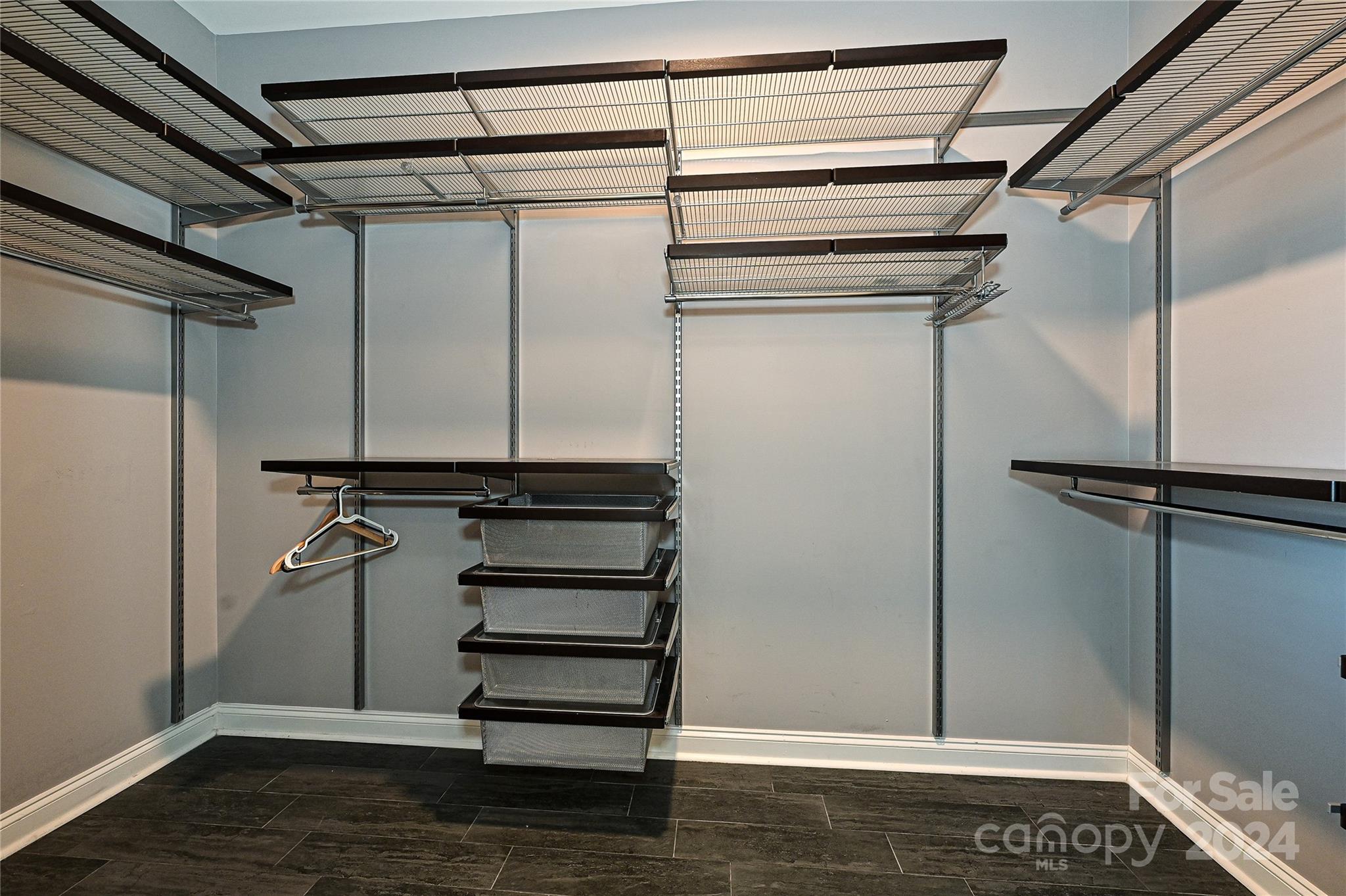 Lake Shore - Residential