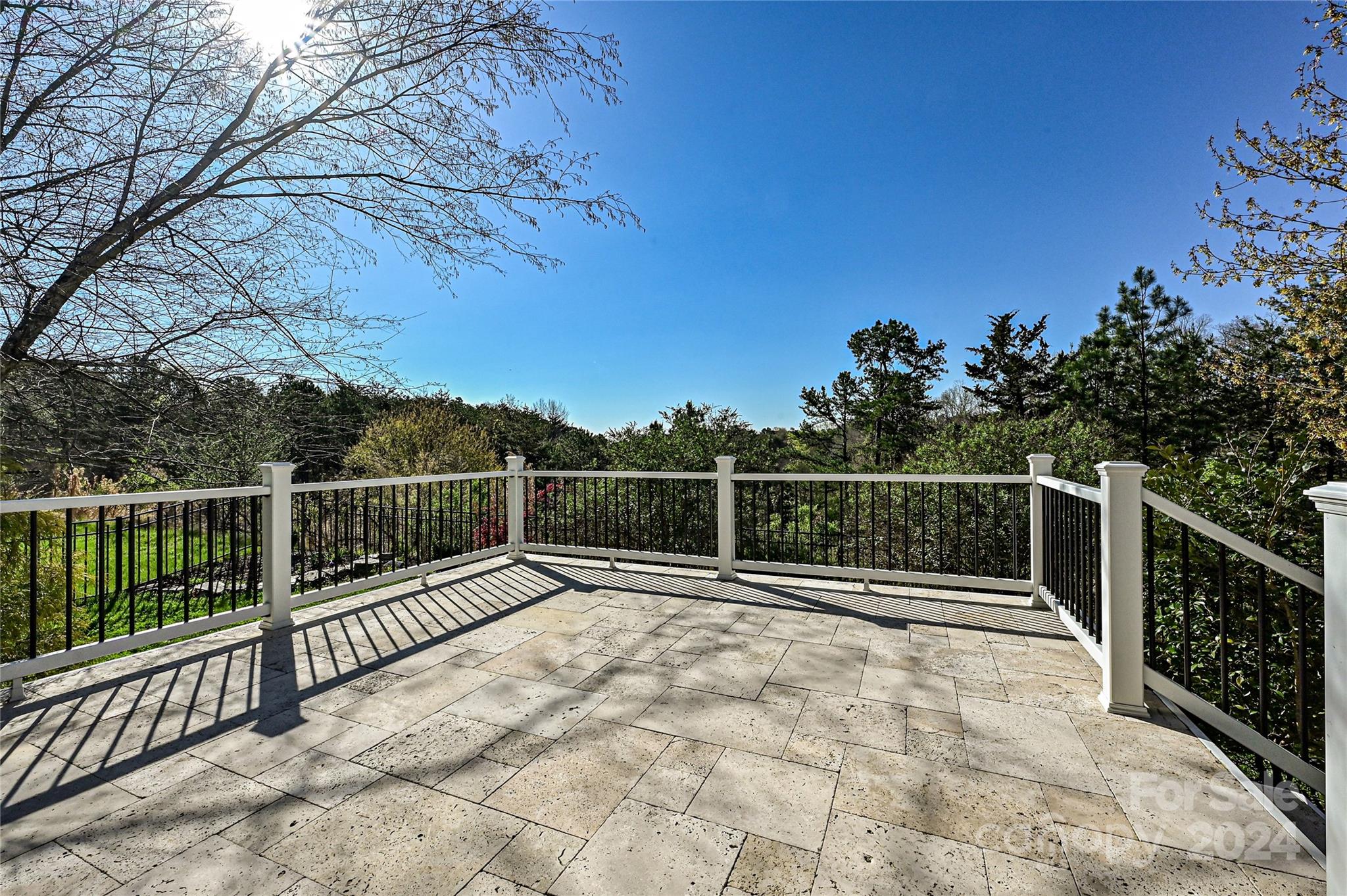 Lake Shore - Residential