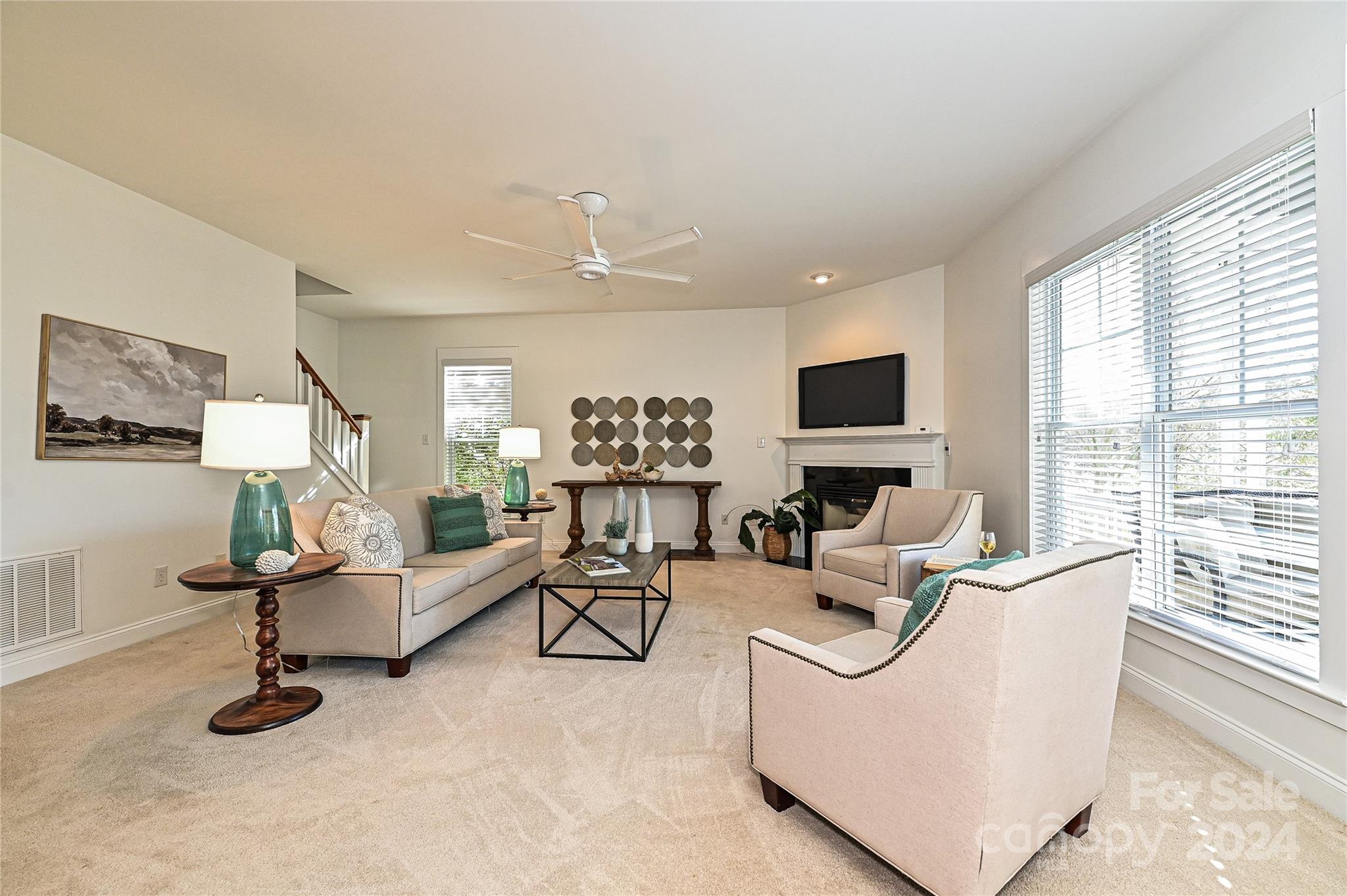 Lake Shore - Residential