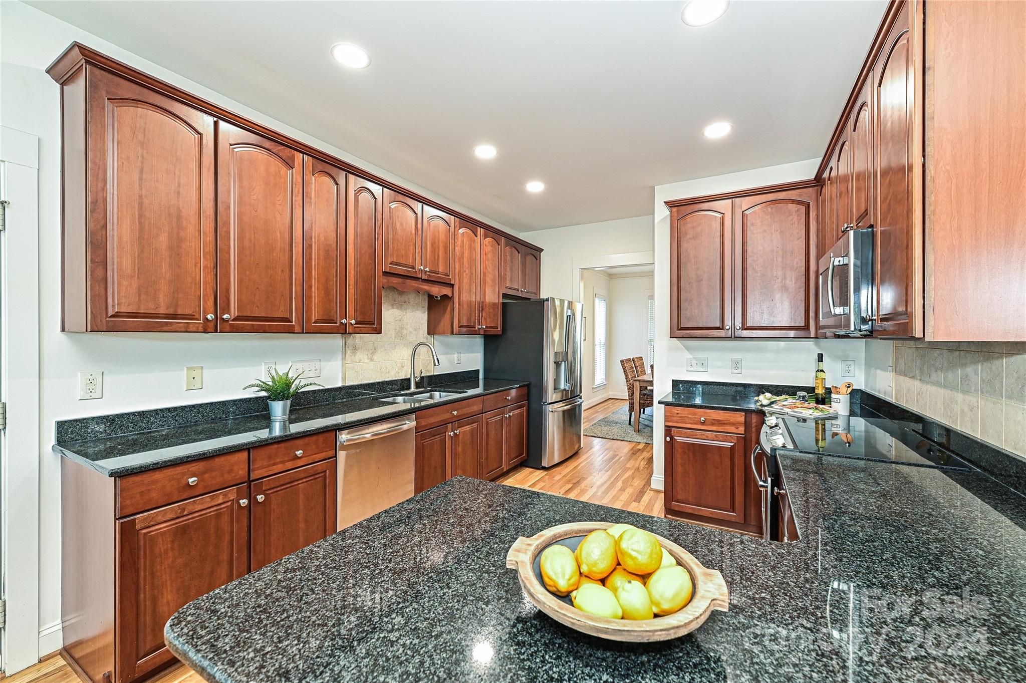 Lake Shore - Residential