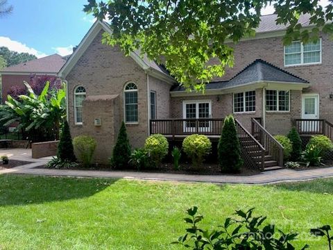 12325 Summer Breeze Court Charlotte NC 28277