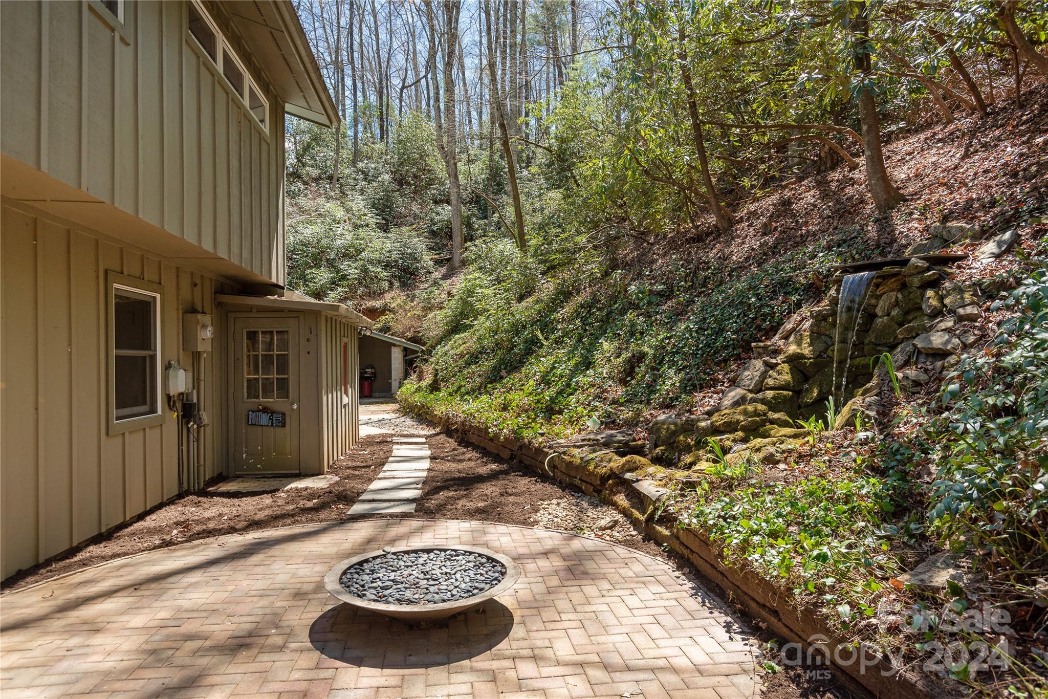 Glen Cannon - Residential
