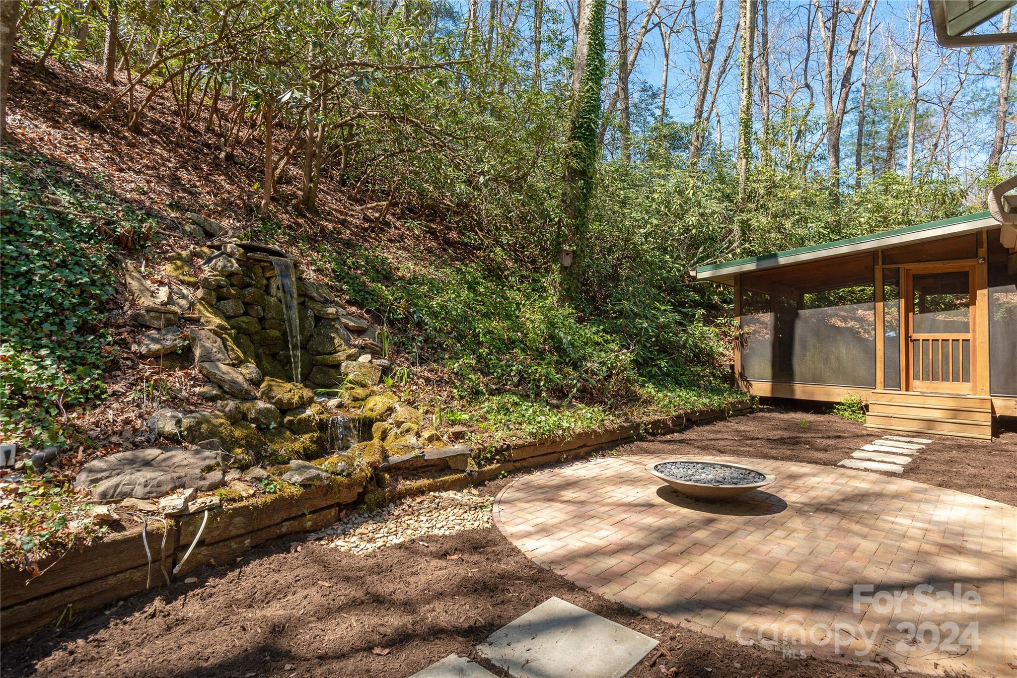 Glen Cannon - Residential
