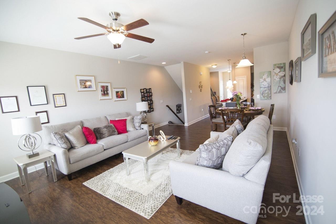 Pineville, North Carolina 28134, United States, 2 Bedrooms Bedrooms, ,3 BathroomsBathrooms,Residential,Active,61871