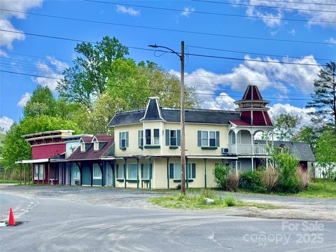 1703 Roan Road Spruce Pine NC 28777