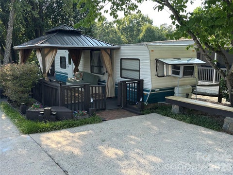 Photo of 142 Cardinal Avenue, New London, NC 28127 (MLS # 4422623)