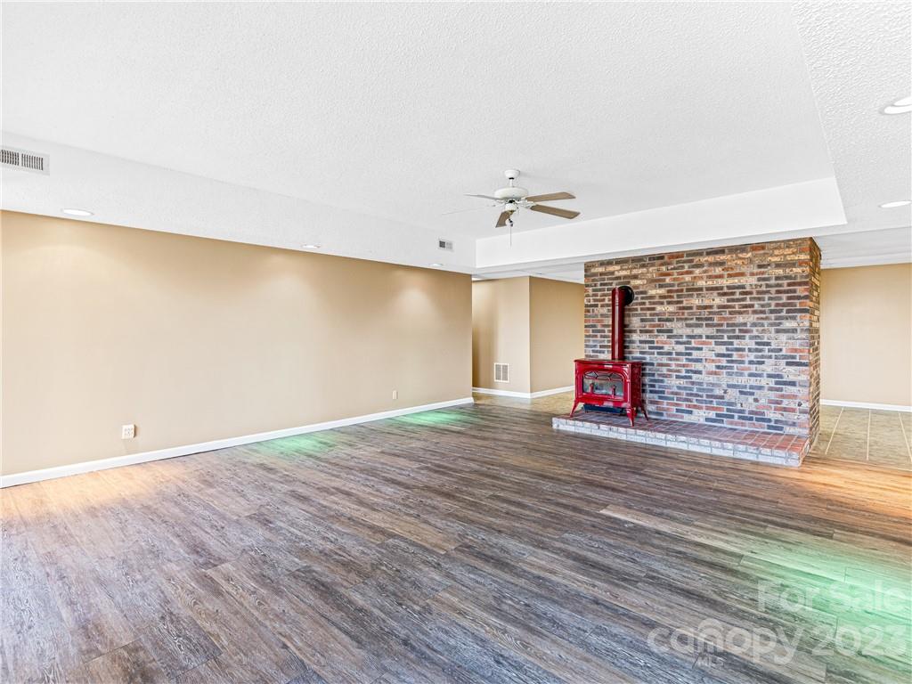 Walnut Hills - Residential