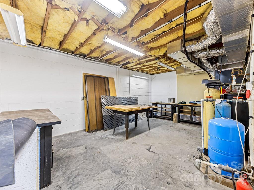 Walnut Hills - Residential