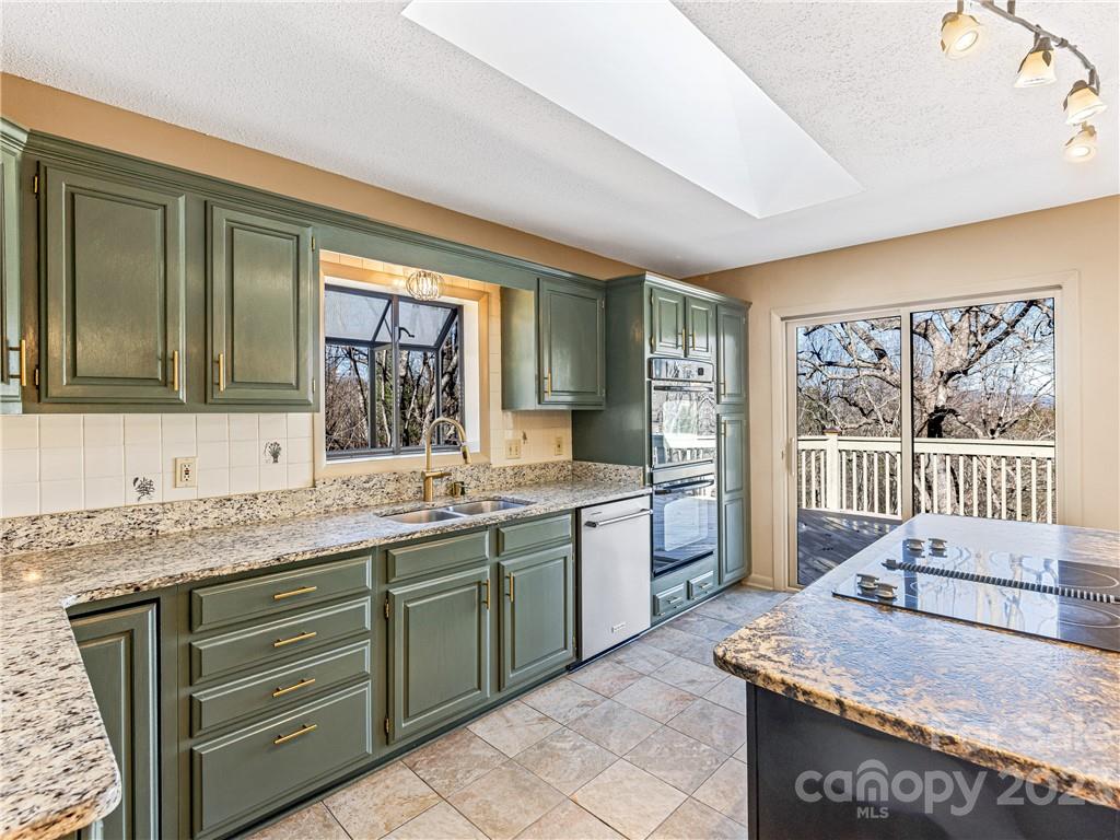 Walnut Hills - Residential