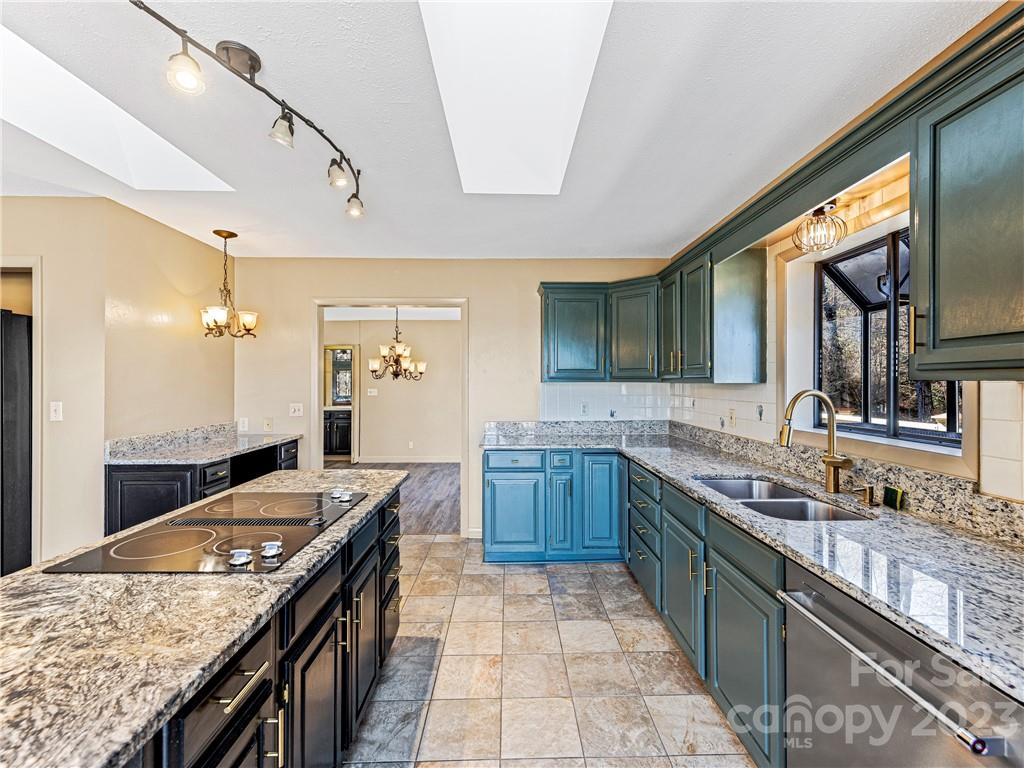 Walnut Hills - Residential