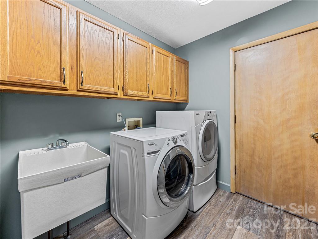 Walnut Hills - Residential