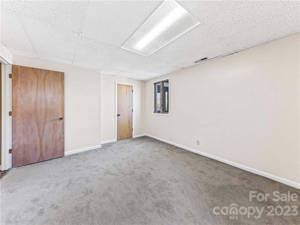 Walnut Hills - Residential