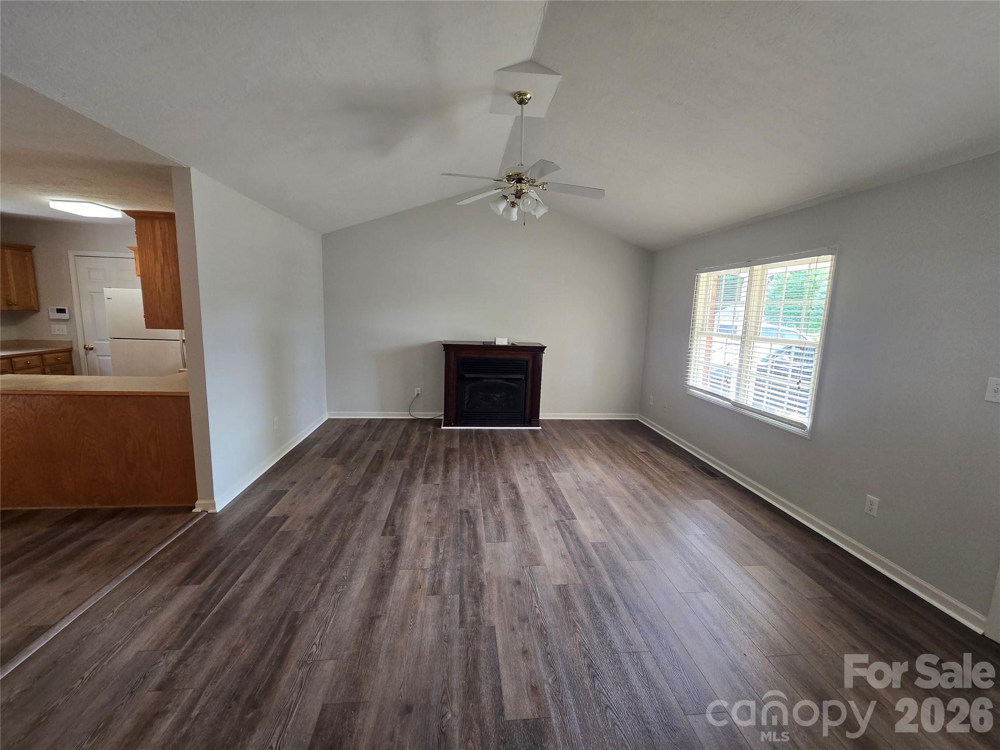 Laural Springs - Residential